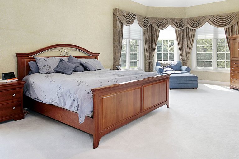 Top 10 Best Solid Wood Bed Frames Reviews with Buying Guide